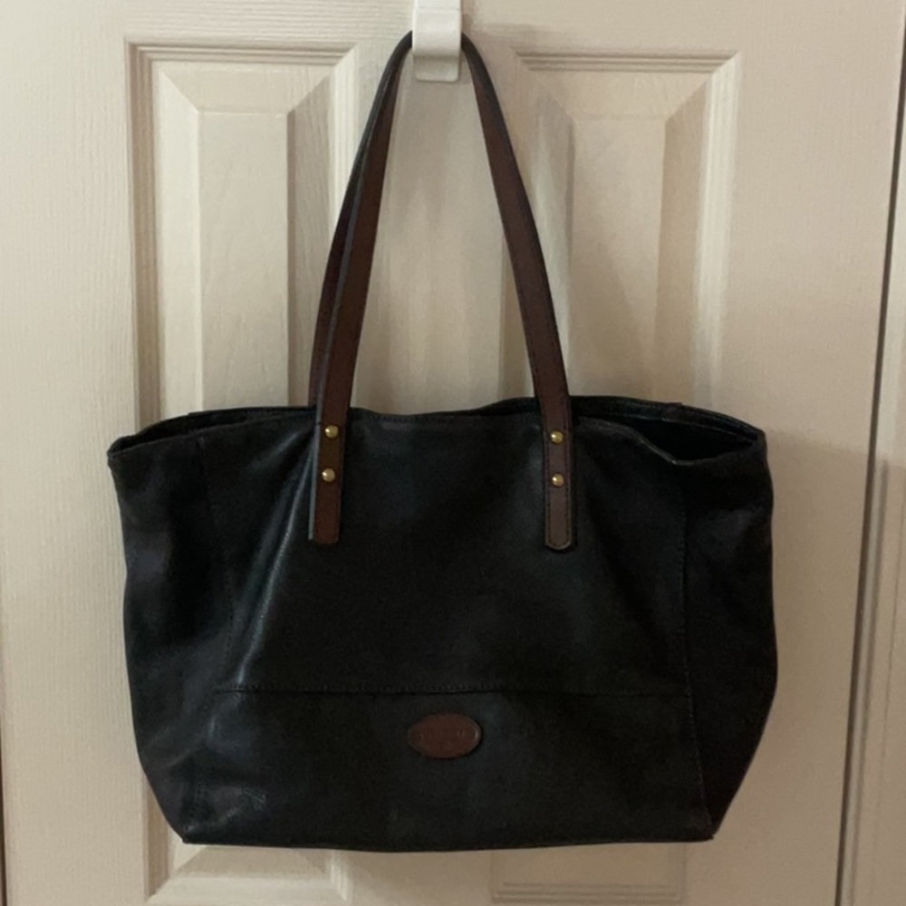 Fossil Tote bag